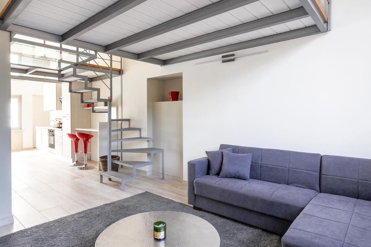 Navigli-Duomo Exclusive Design Loft Su Due Piani Con Wifi Apartamento Milão Exterior foto